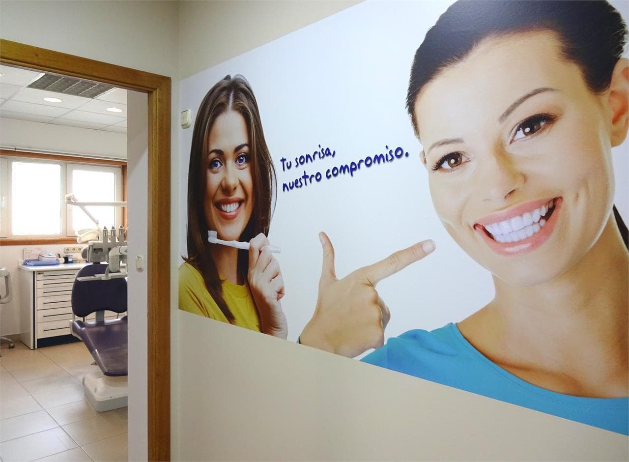 Por qué confiar en los profesionales de la Clínica Dental Dr. Juan José Bernárdez Domínguez